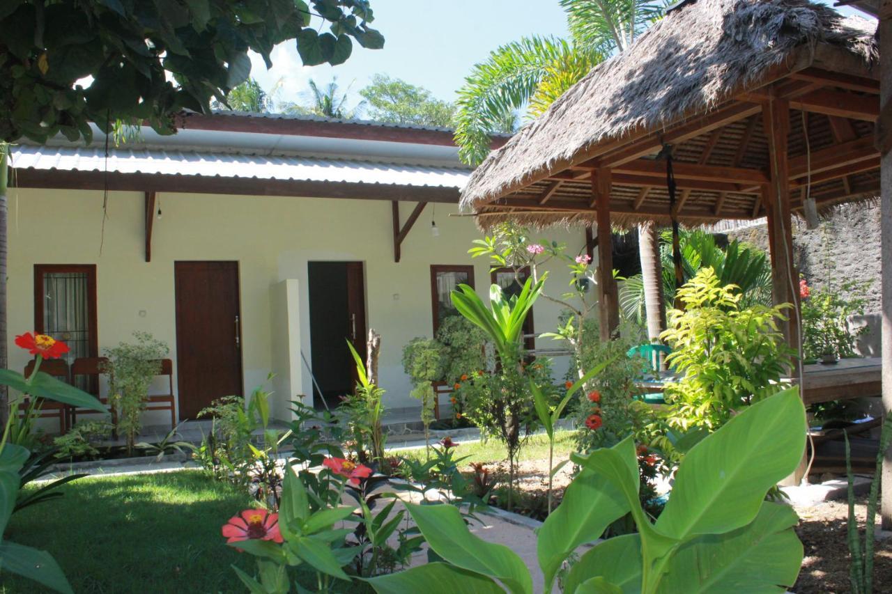 Herry Homestay Kuta  Ngoại thất bức ảnh