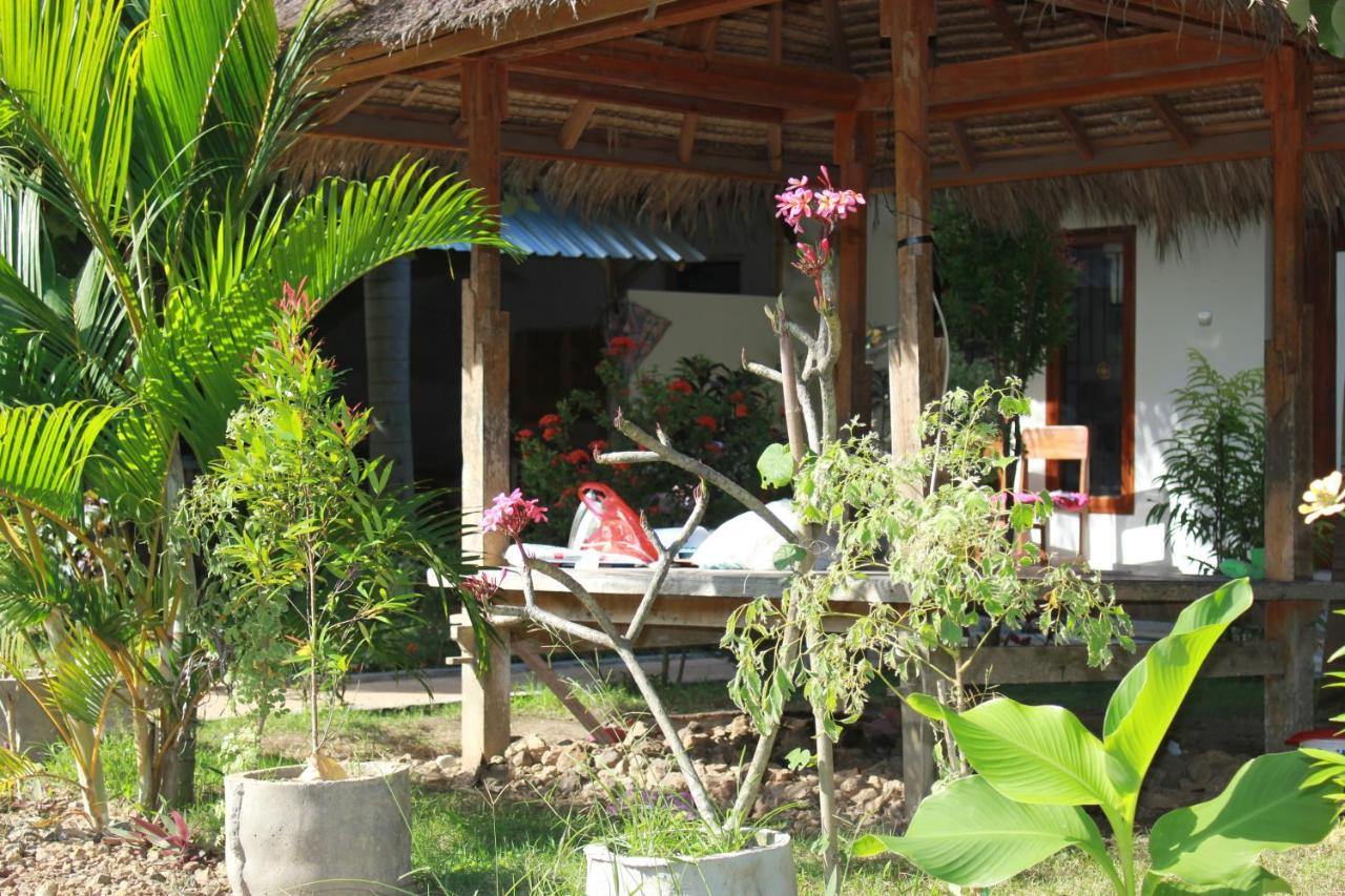 Herry Homestay Kuta  Ngoại thất bức ảnh