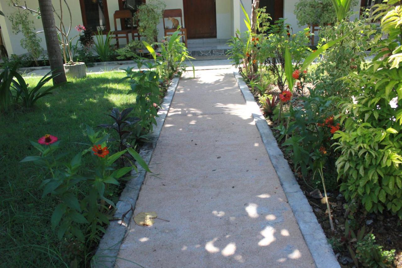 Herry Homestay Kuta  Ngoại thất bức ảnh
