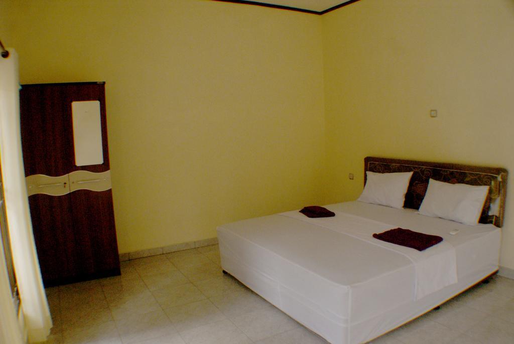 Herry Homestay Kuta  Phòng bức ảnh
