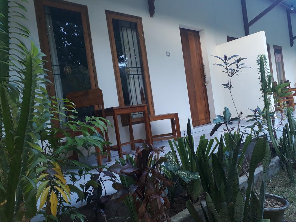 Herry Homestay Kuta  Ngoại thất bức ảnh